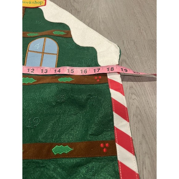 Hallmark Keepsake Hanging Santa's Workshop Xmas Countdown Felt Advent Calendar - Picture 5 of 6